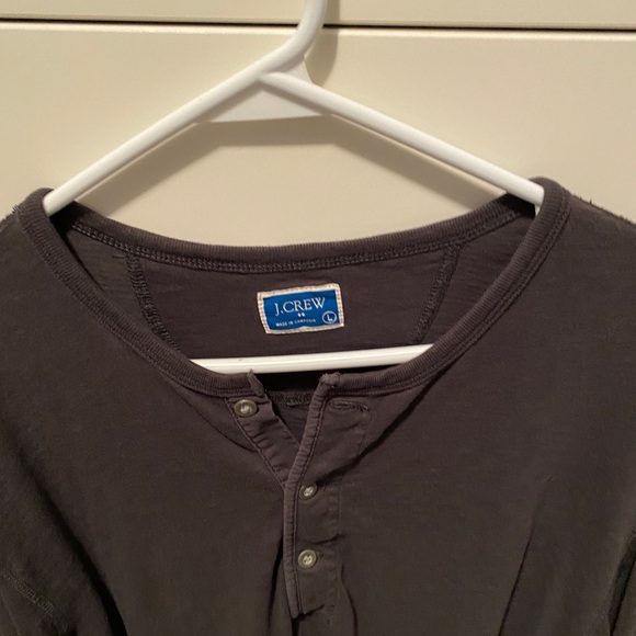 Men’s long sleeve Henley - Picture 2 of 2